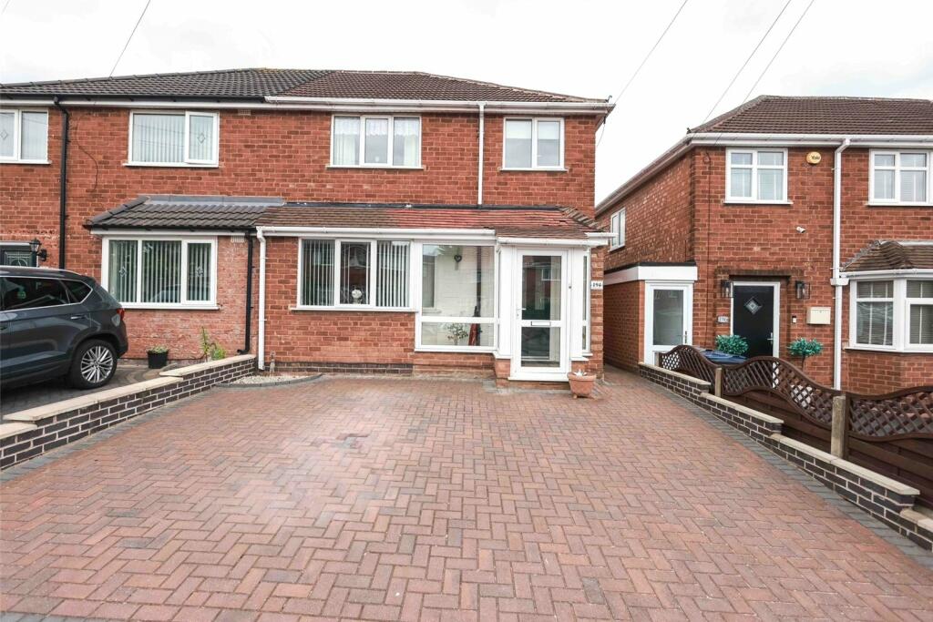 3 bedroom semidetached house for sale in Southgate Road, Great Barr