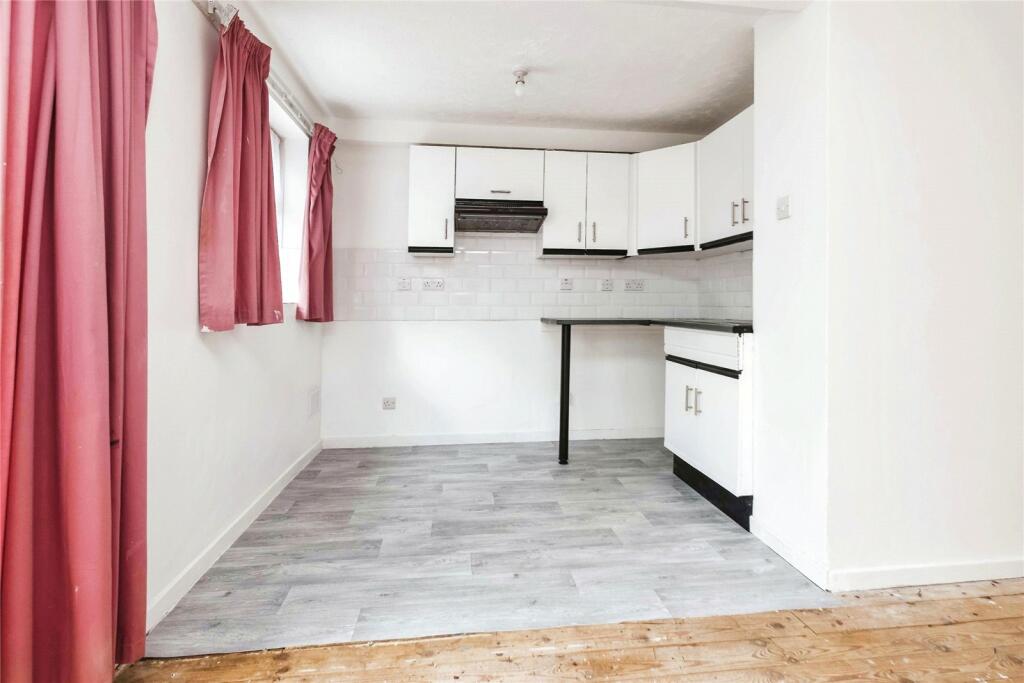 Additional property image - Hazel Avenue, Sutton Coldfield, Birmingham, B73