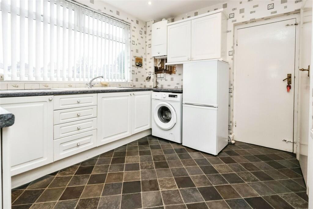 Additional property image - Swinbrook Grove, Great Barr, West Midlands, B44