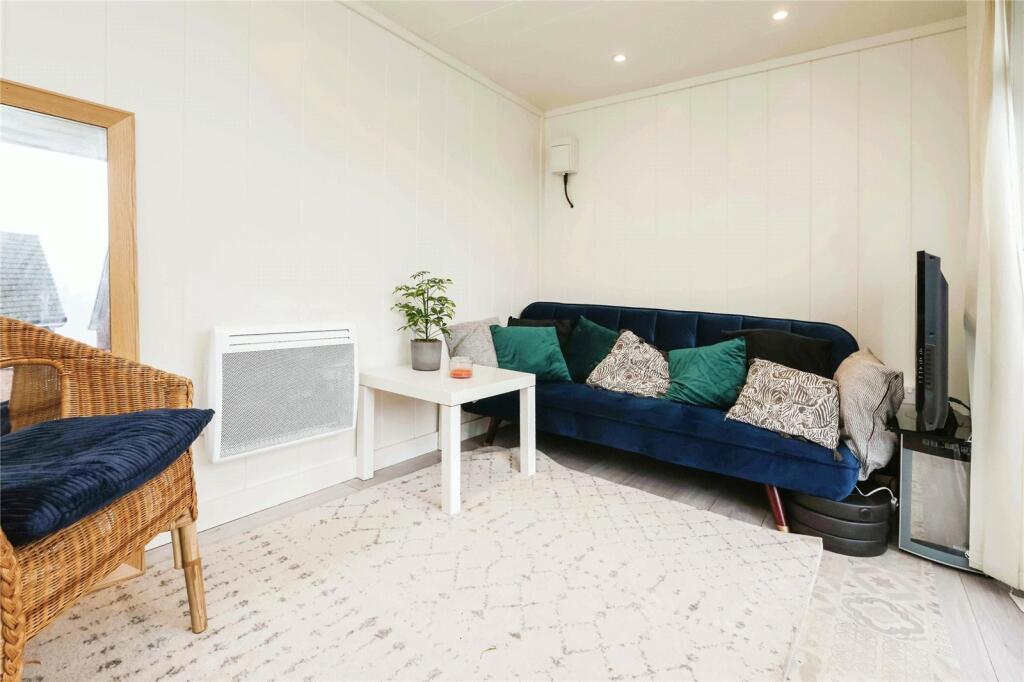 Additional property image - Leamount Drive, Kingstanding, Birmingham, B44