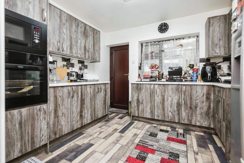 Additional property image - Peckham Road, Kingstanding, Birmingham, B44
