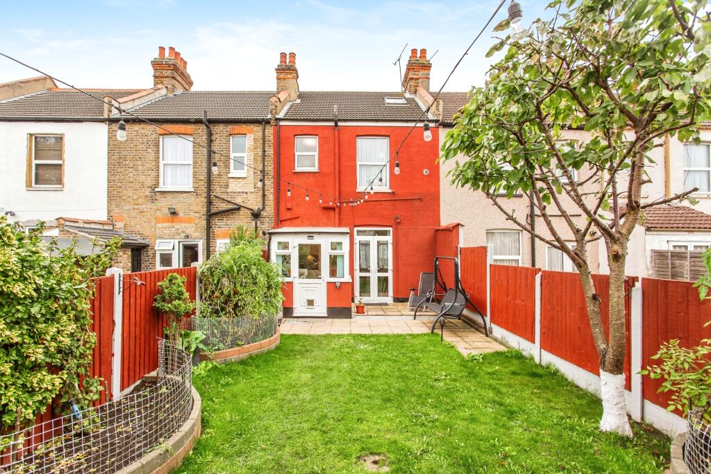 Main image of property: Richmond Street, Southend-on-Sea, Essex, SS2