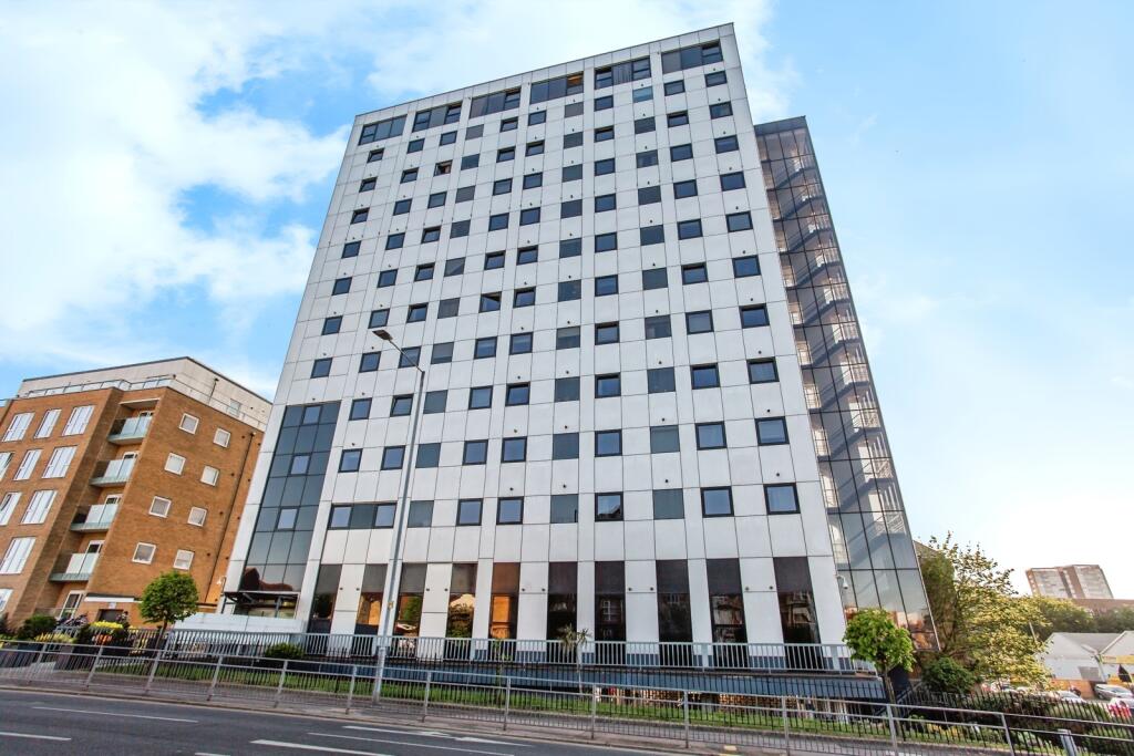 Main image of property: Southchurch Avenue, SOUTHEND-ON-SEA, Essex, SS1