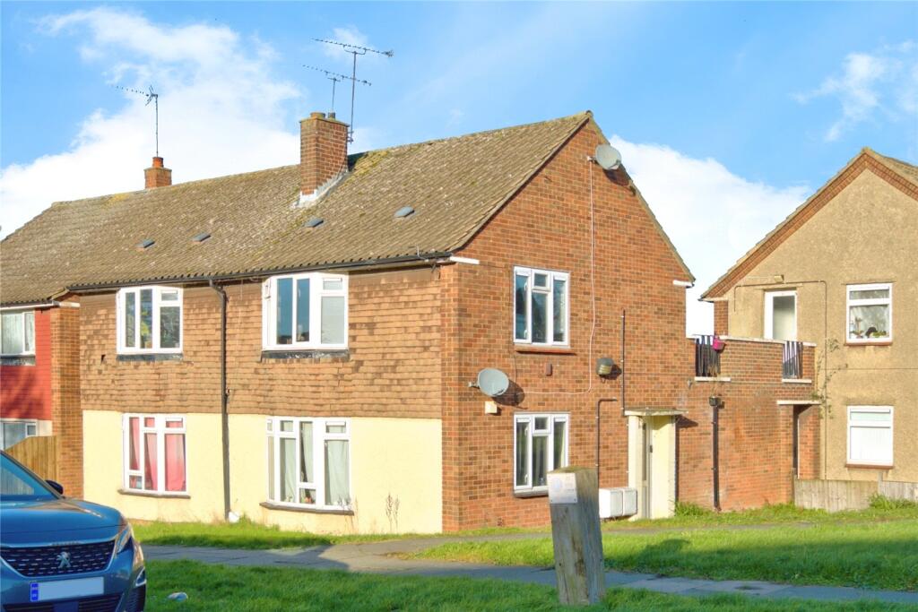 Main image of property: Mendip Crescent, Westcliff-on-Sea, Essex, SS0