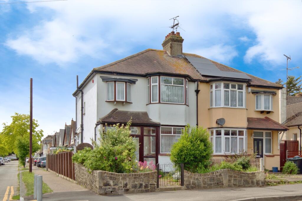 Main image of property: Hamstel Road, Southend-on-Sea, Essex, SS2