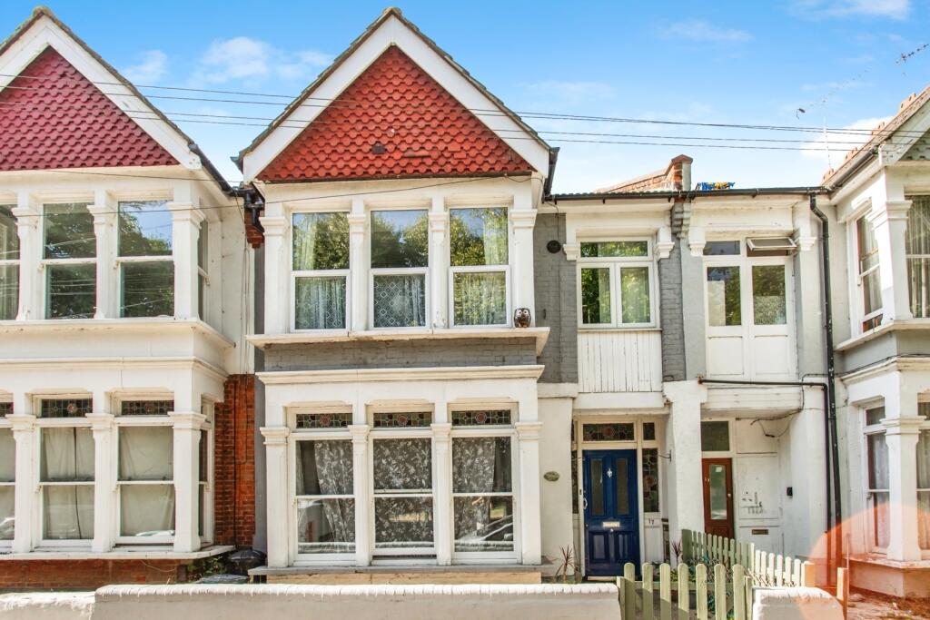 Main image of property: Warrior Square North, SOUTHEND-ON-SEA, Essex, SS1