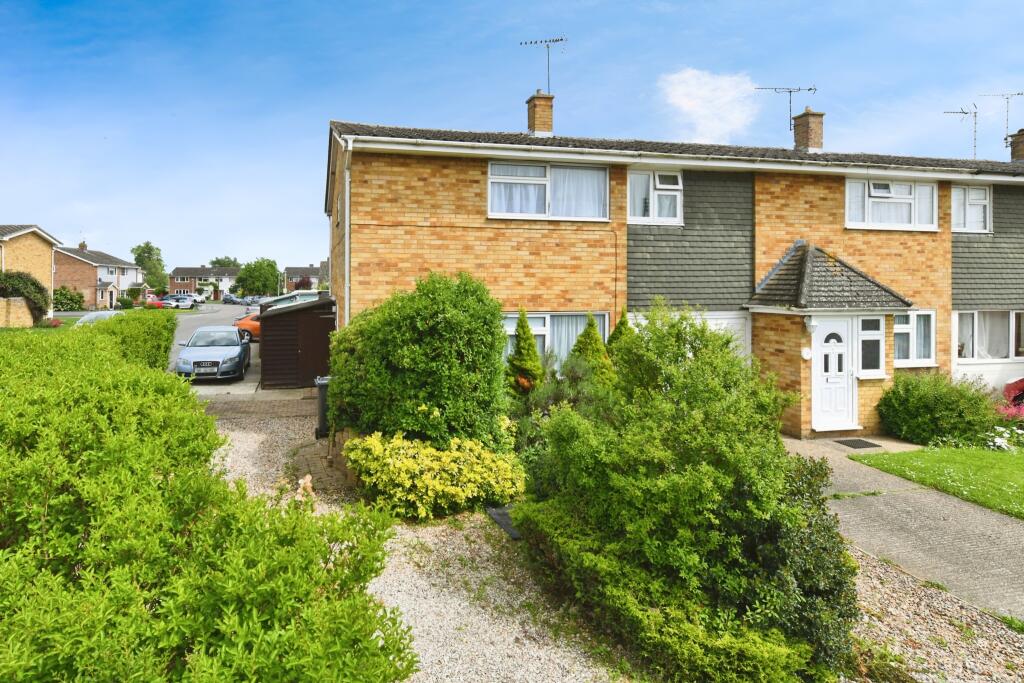 2 bedroom semidetached house for sale in Dorothy Sayers Drive, Witham
