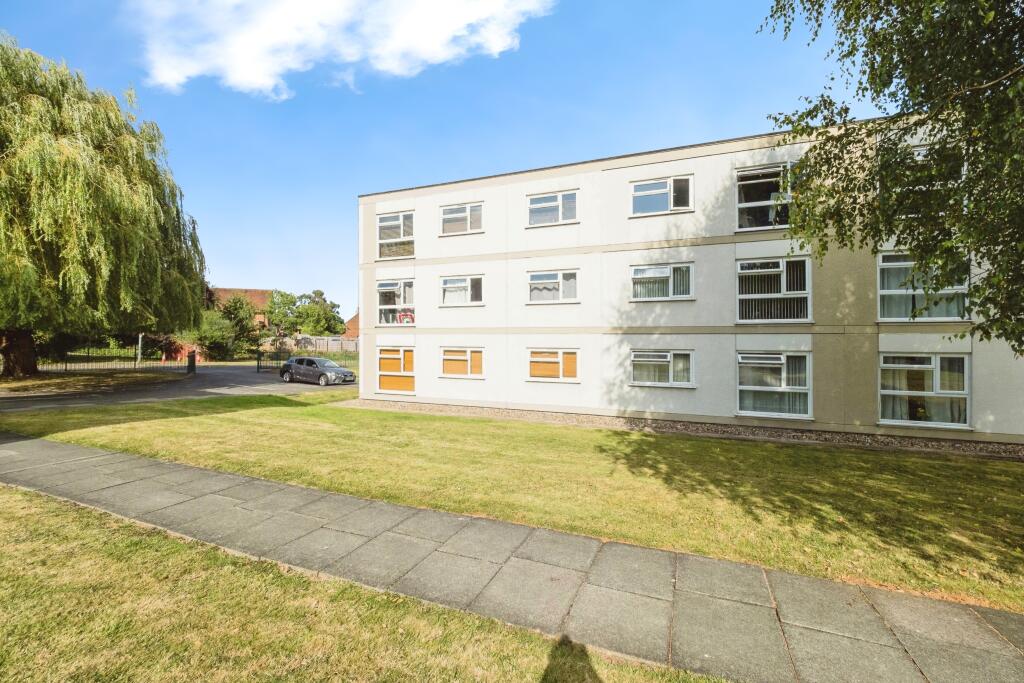 Main image of property: The Willows, Hornbeam Road, Buckhurst Hill, Essex, IG9