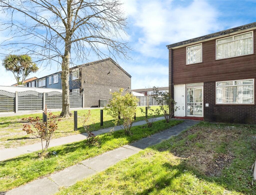 Main image of property: Baywood Square, Chigwell, IG7