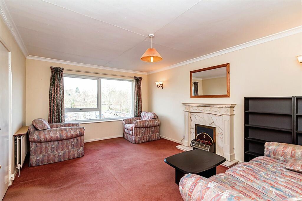 2 bedroom flat for sale in Cross Keys, Lichfield, WS13