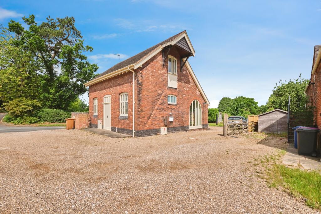 Main image of property: Tewnals Lane, LICHFIELD, Staffordshire, WS13