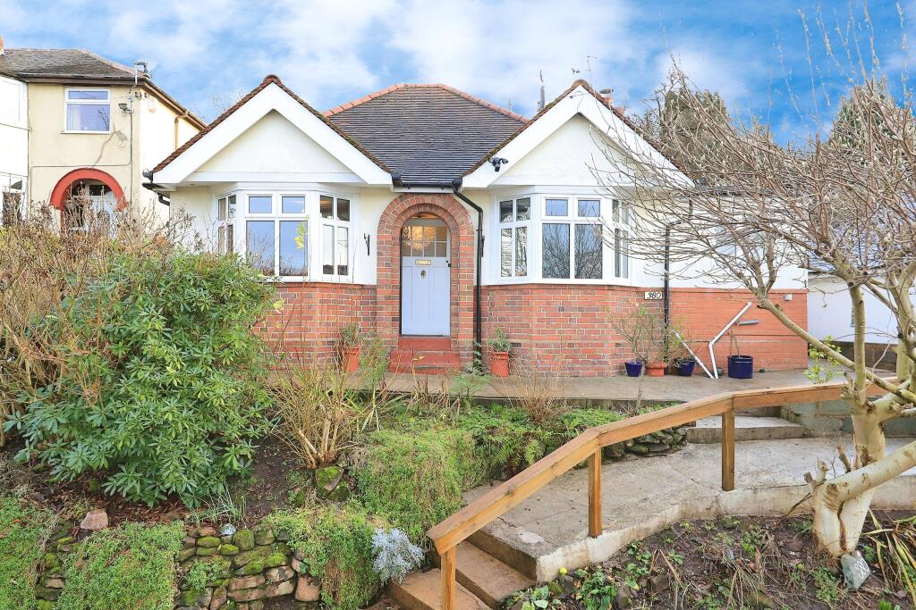 2 bedroom detached house for sale in Stourbridge Road, Kidderminster