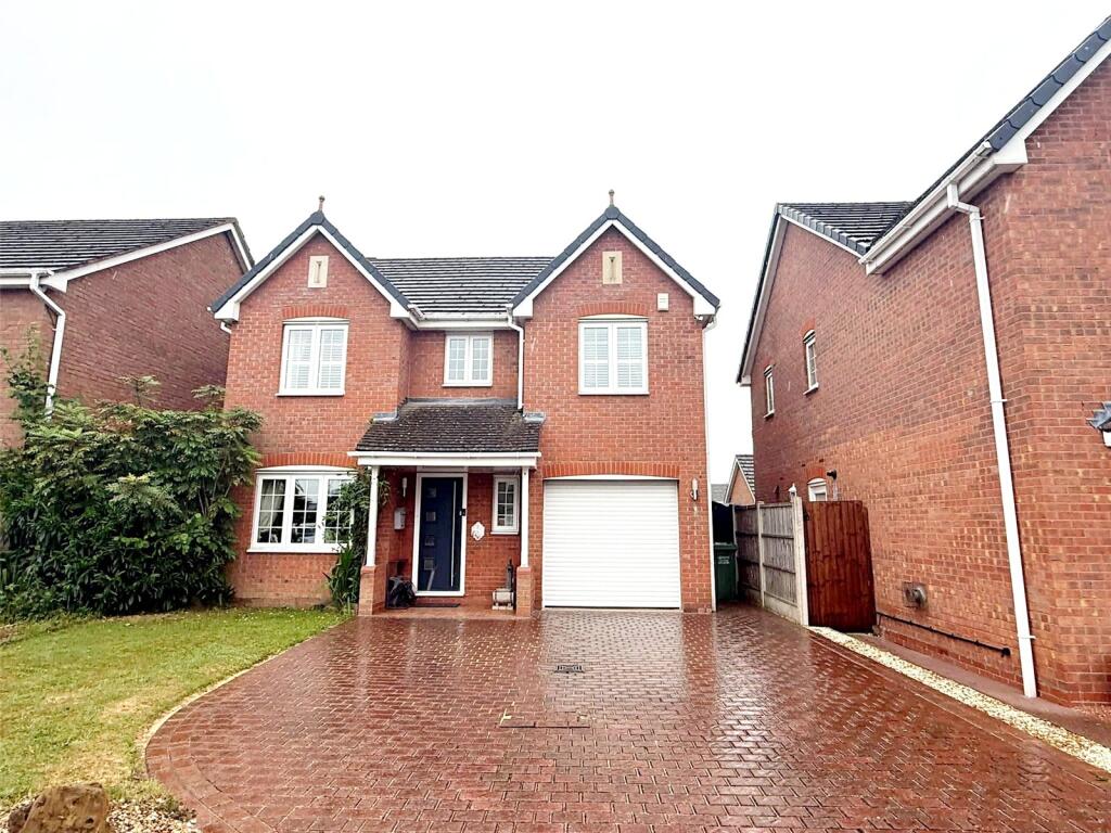 4 bedroom detached house