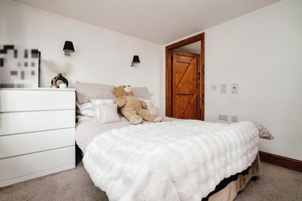 Additional property image - The Slough, Studley, Warwickshire, B80