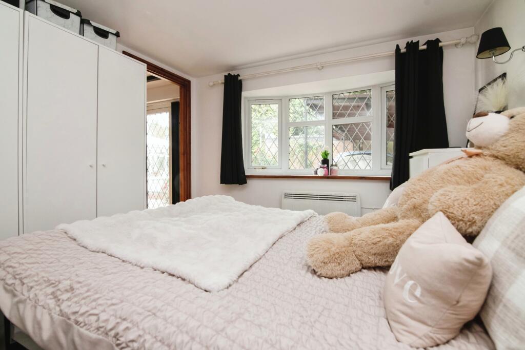 Additional property image - The Slough, Studley, Warwickshire, B80