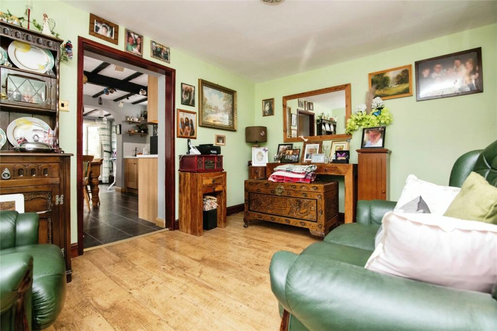 Additional property image - The Slough, Studley, Warwickshire, B80