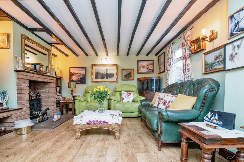 Additional property image - The Slough, Studley, Warwickshire, B80