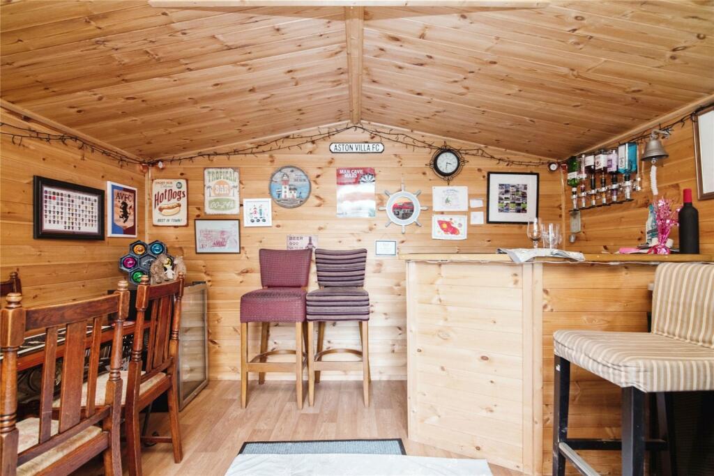 Additional property image - The Slough, Studley, Warwickshire, B80