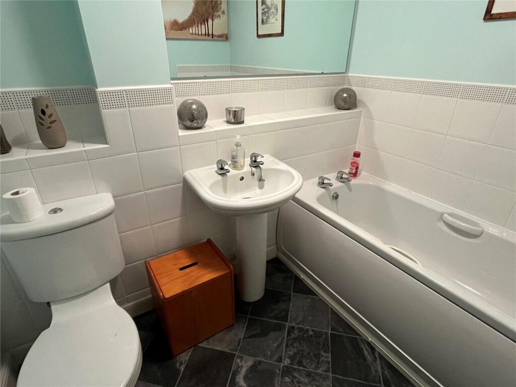 Additional property image - Hedgerow Close, Redditch, Worcestershire, B98