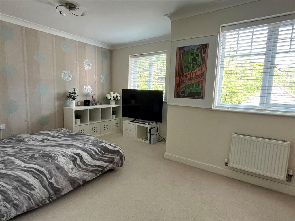 Additional property image - Hedgerow Close, Redditch, Worcestershire, B98