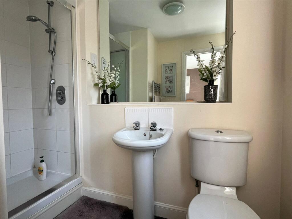 Additional property image - Hedgerow Close, Redditch, Worcestershire, B98