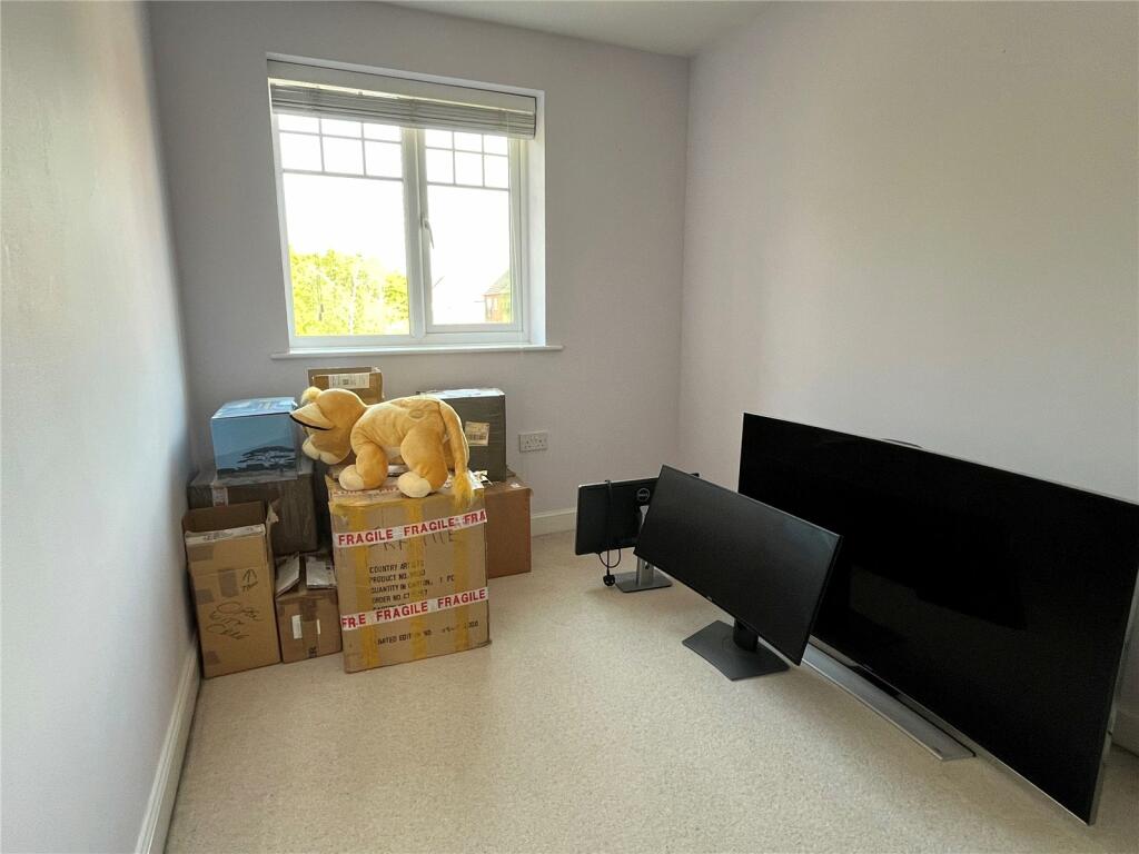 Additional property image - Hedgerow Close, Redditch, Worcestershire, B98