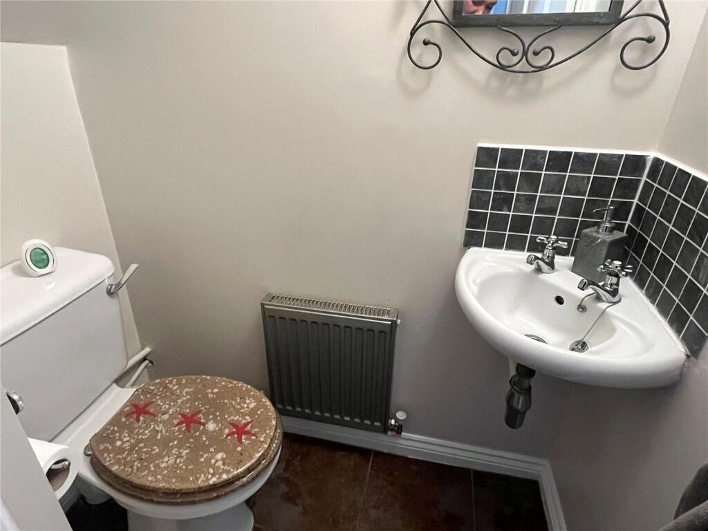 Additional property image - Carthorse Lane, Redditch, Worcestershire, B97