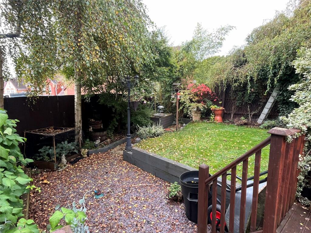 Additional property image - Carthorse Lane, Redditch, Worcestershire, B97
