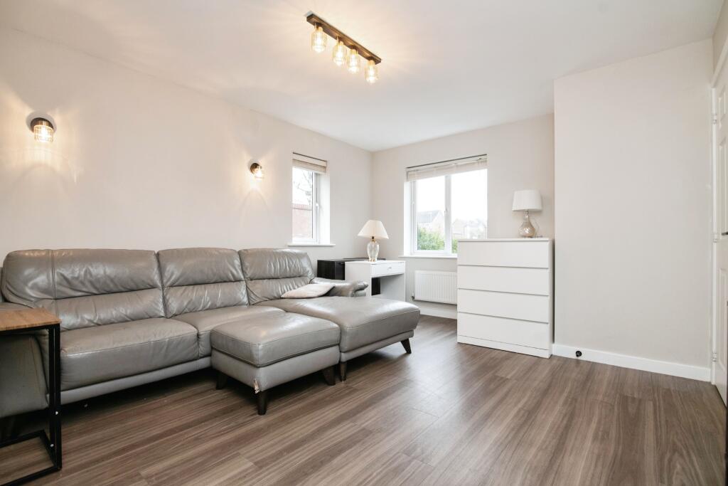Additional property image - Almondsbury Close, Redditch, Worcestershire, B97