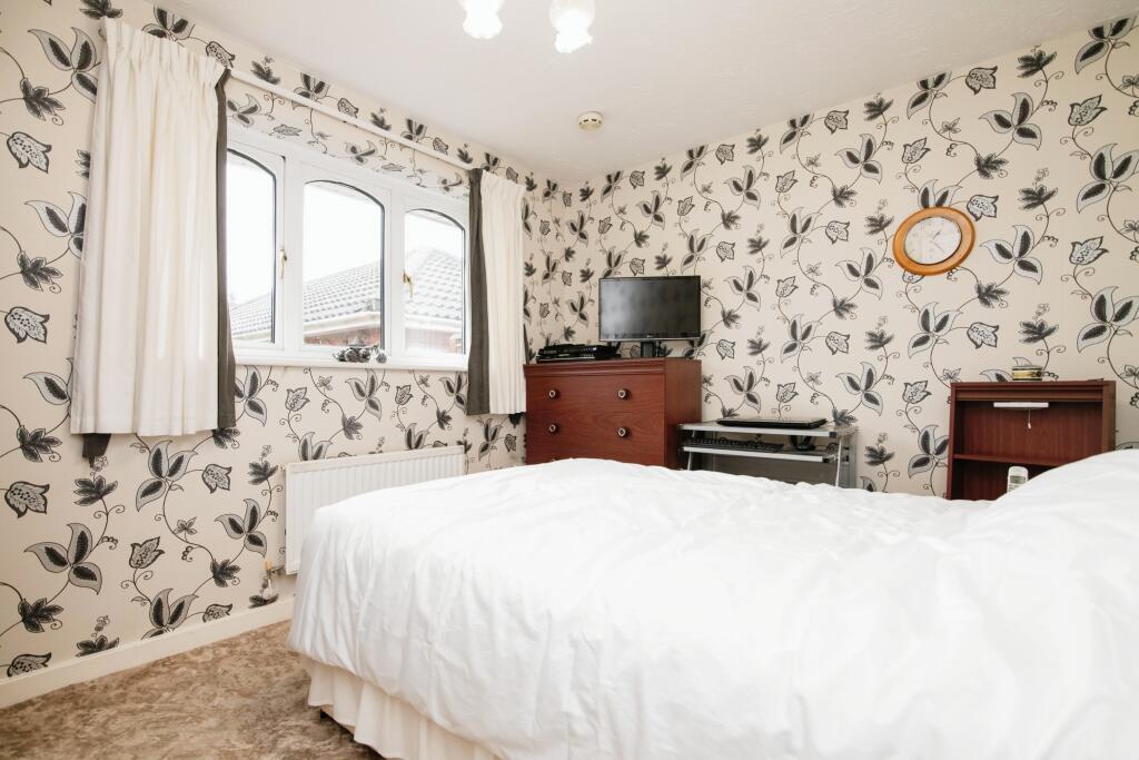 Additional property image - Underwood Close, Callow Hill, Redditch, Worcestershire, B97
