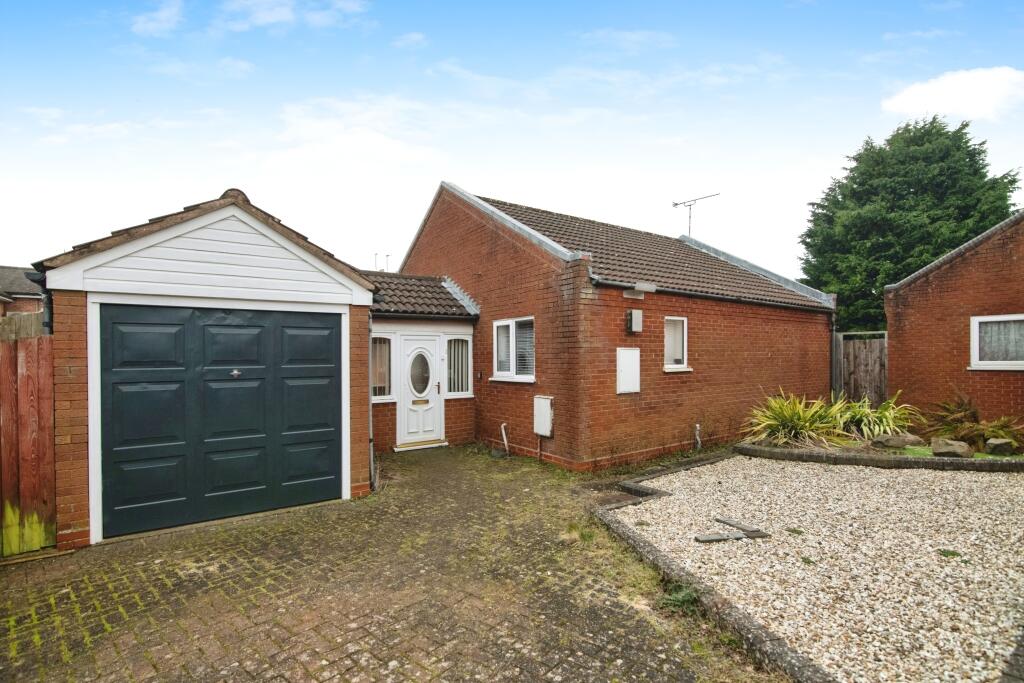 Main image of property: Prophets Close, Redditch, Worcestershire, B97
