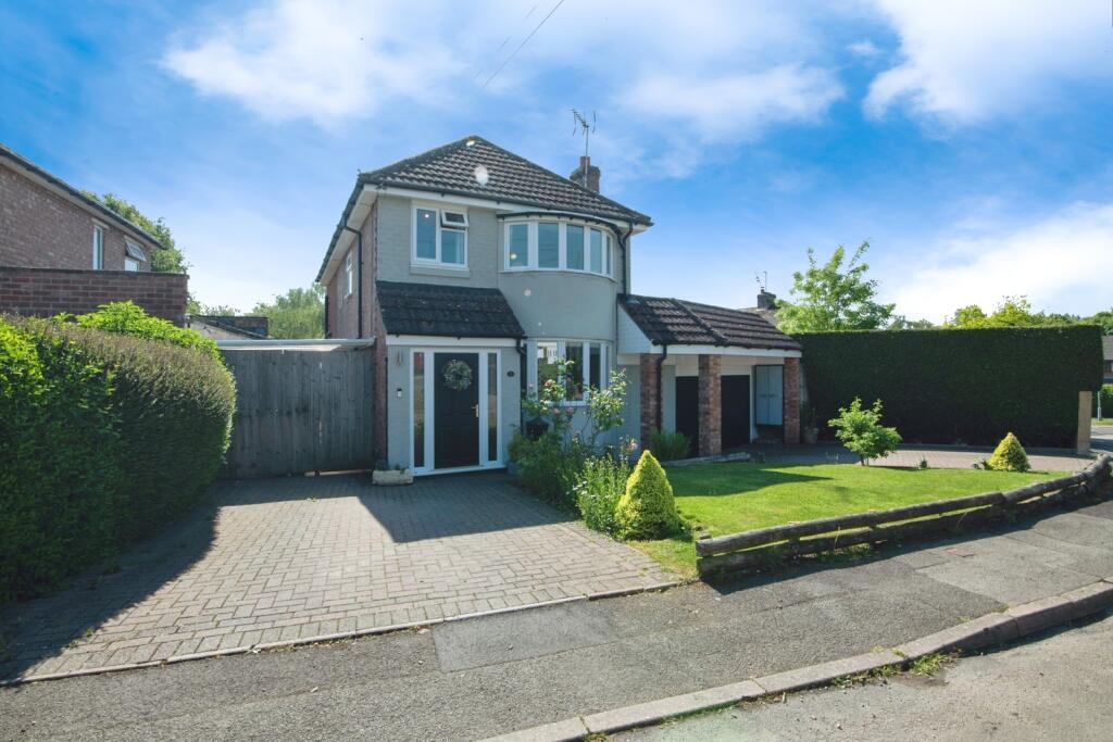 Main image of property: Walkwood Crescent, Redditch, Worcestershire, B97
