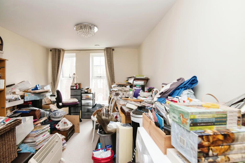 Additional property image - Clive Road, Redditch, Worcestershire, B97