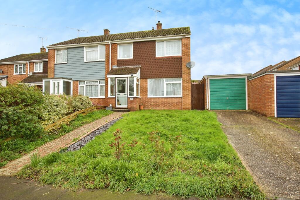 3 bedroom semi-detached house for sale in Frobisher Gardens, Southampton, Hampshire, SO19