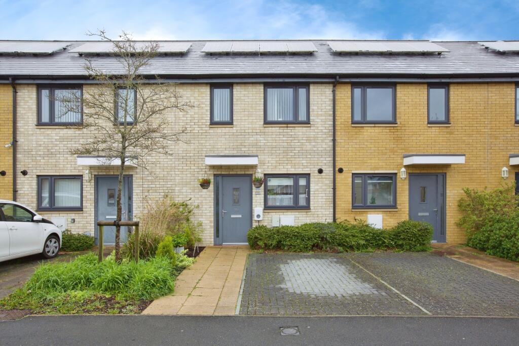 2 bedroom terraced house for sale in Kingsclere Avenue, Southampton, Hampshire, SO19