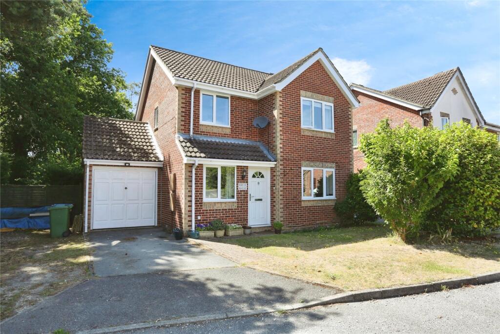 Main image of property: Tumulus Close, SOUTHAMPTON, Hampshire, SO19