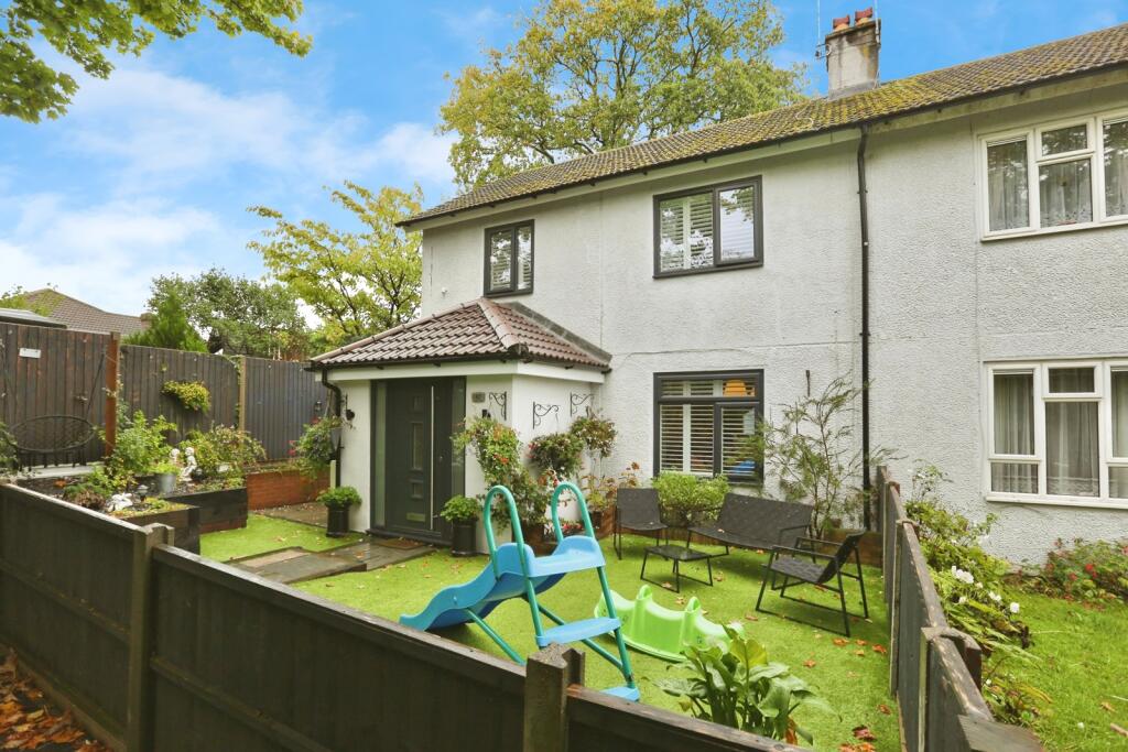 Main image of property: Hinkler Road, Southampton, Hampshire, SO19