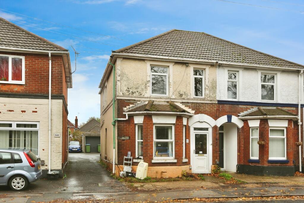 Main image of property: Bitterne Road East, Southampton, Hampshire, SO18