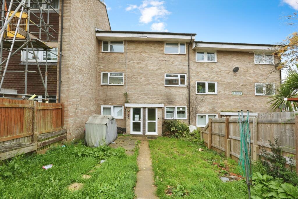 Main image of property: Staplehurst Close, Southampton, Hampshire, SO19