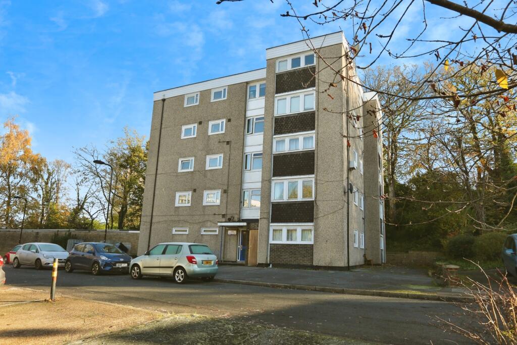 Main image of property: Barnes Close, SOUTHAMPTON, Hampshire, SO18