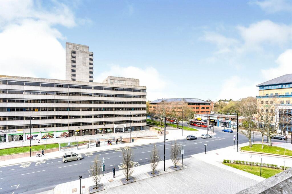 Main image of property: Wyndham Court, Commercial Road, Southampton, Hampshire, SO15