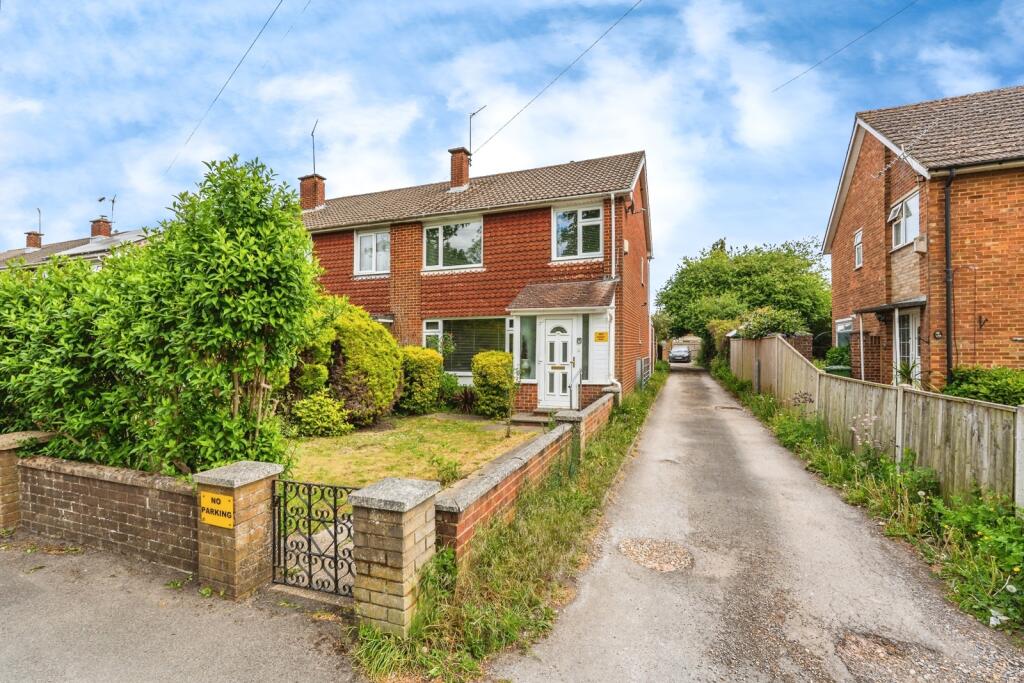 Main image of property: Romsey Road, Southampton, Hampshire, SO16