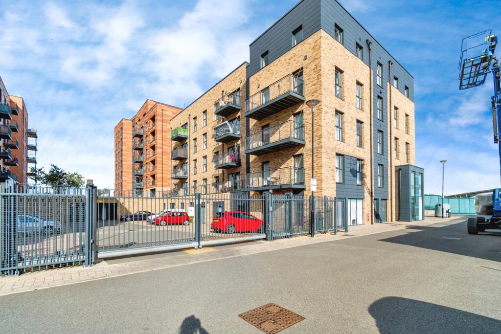 Main image of property: Thomas Blake Avenue, Southampton, Hampshire, SO14