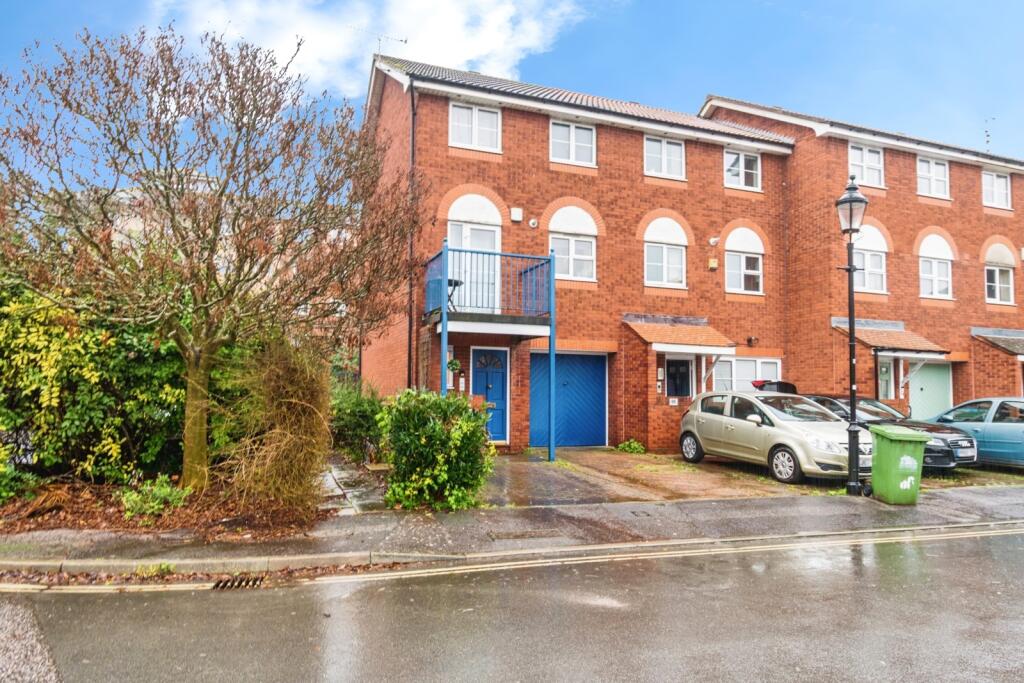Main image of property: Captains Place, Southampton, Hampshire, SO14