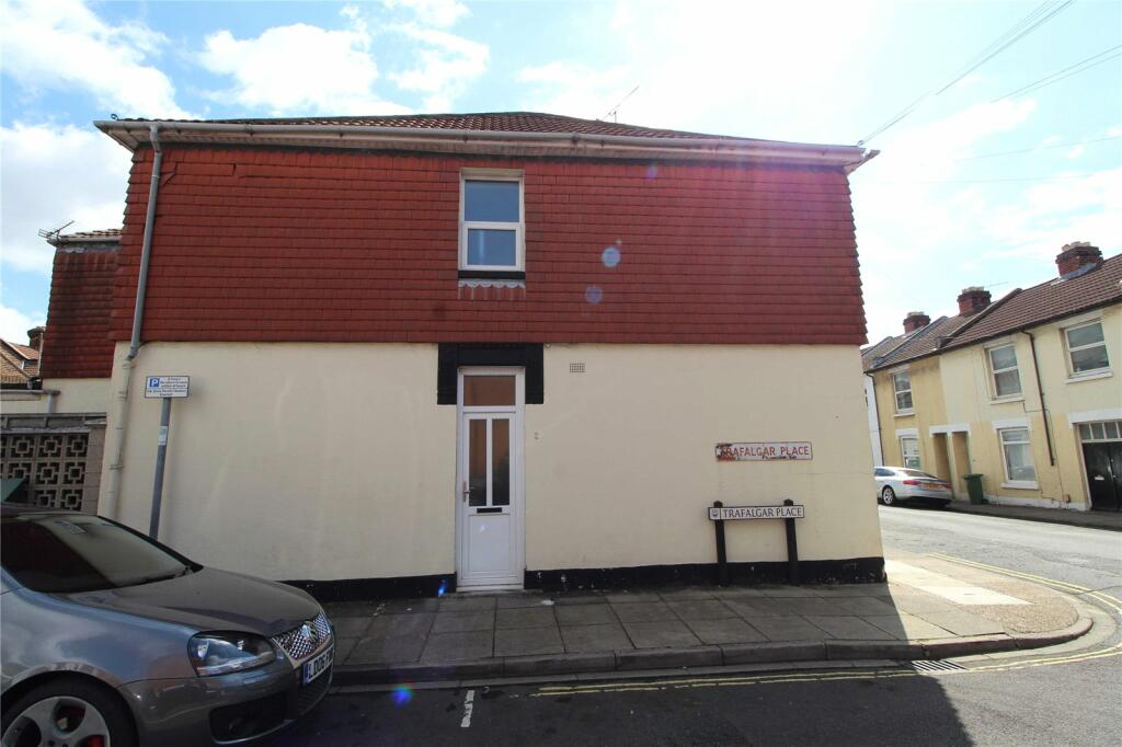 4 bedroom terraced house for sale in Trafalgar Place, Portsmouth, Hampshire, PO1