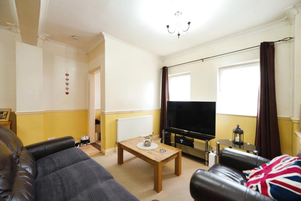 3 bedroom terraced house for sale in Highland Road, Southsea, Hampshire, PO4