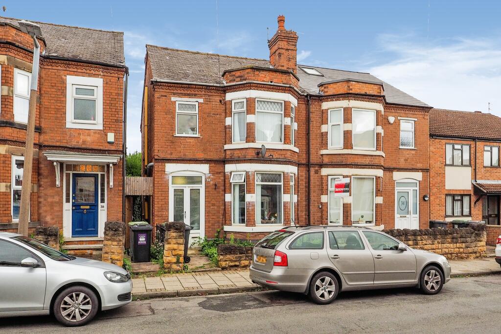 3 bedroom semidetached house for sale in Marlborough Road, Beeston