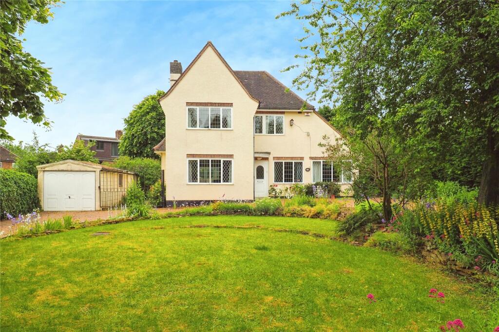 3 bedroom detached house for sale in Chilwell Lane, Bramcote