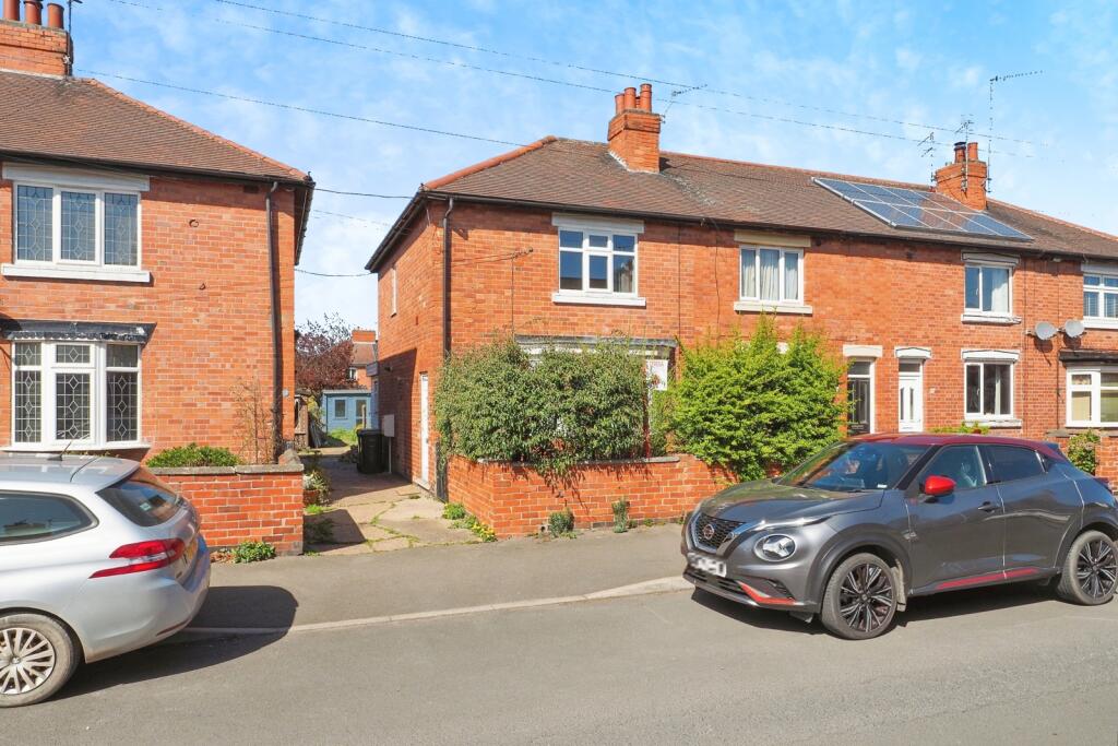 Main image of property: Grenville Road, Beeston, Nottingham, Nottinghamshire, NG9