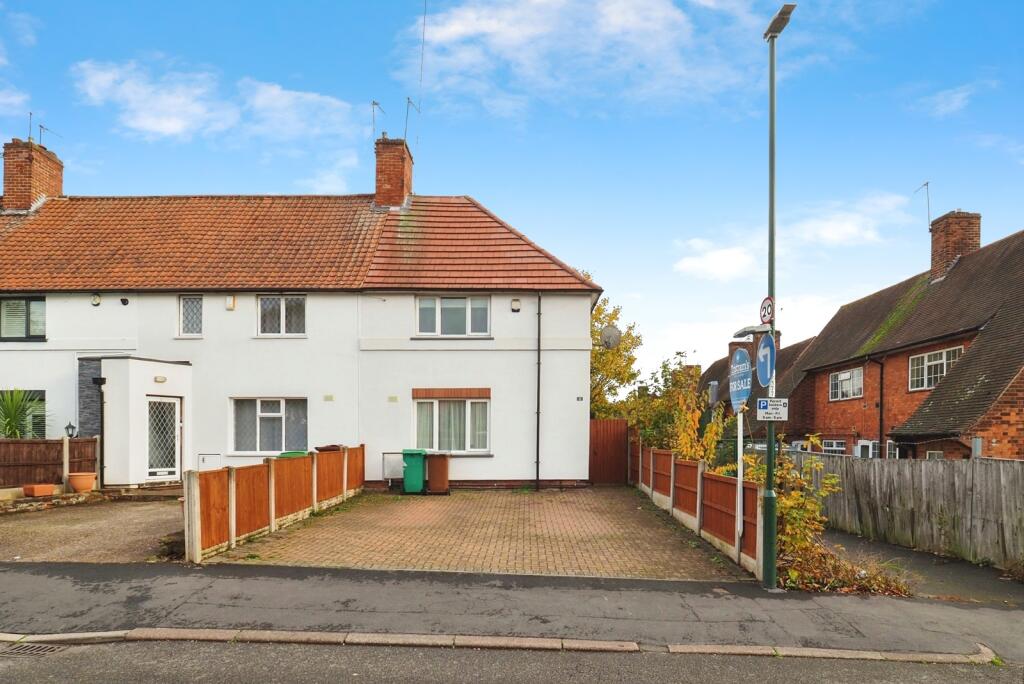 Main image of property: Aston Avenue, Beeston, Nottingham, Nottinghamshire, NG9